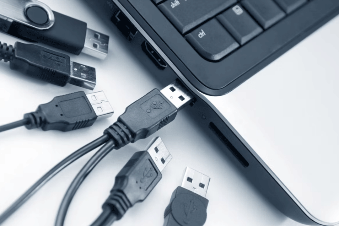 کار نکردن پورت USB|فروشگاه آیدی 724 